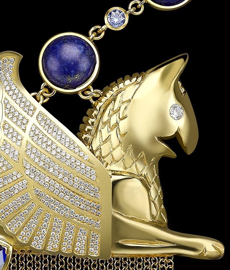 Persepolis Griffin necklace- detailed view