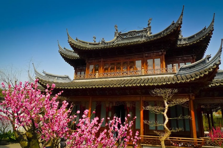 Traditional Chinese rooftop